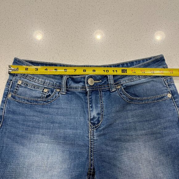 Seven7 Women's Shorts with Embroidered Pockets Size 12 - Picture 9 of 10